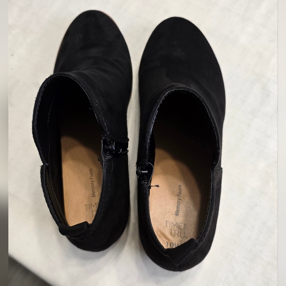 Time and Tru Black Ankle Booties - Picture 8 of 10